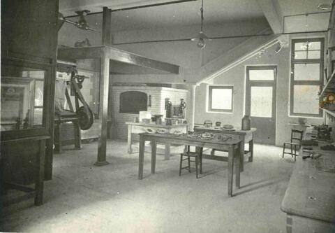 The original bakery room, around 1900